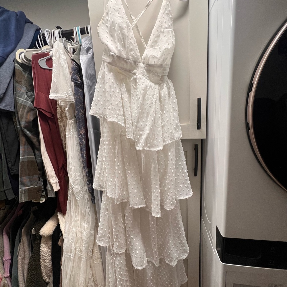 Elegant White Layered Dress